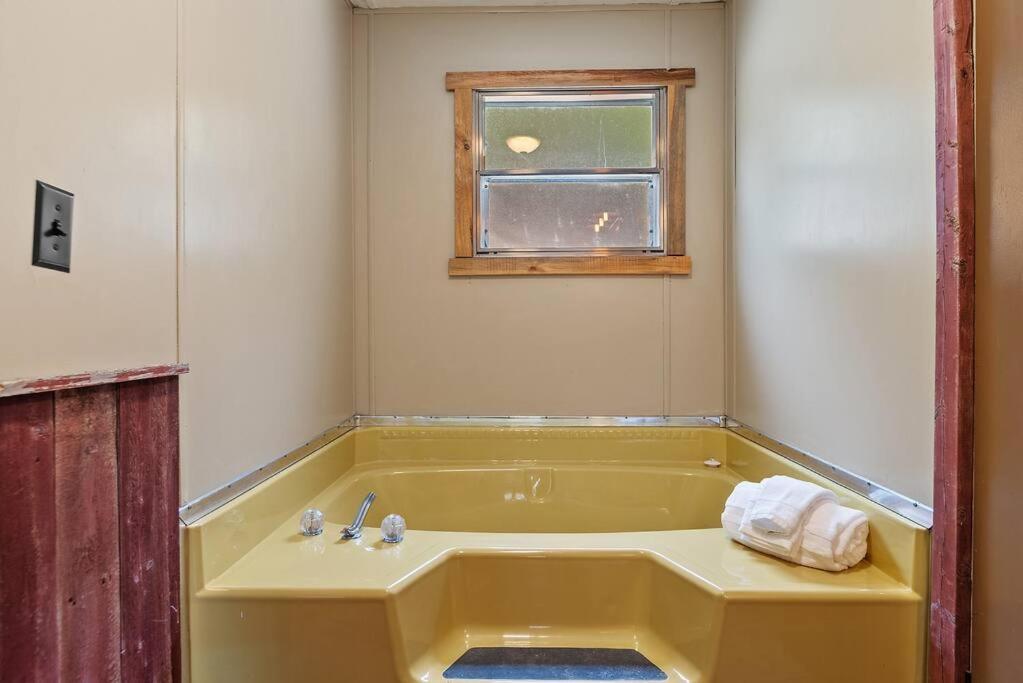 利德Blue Pine Retreat别墅 外观 照片