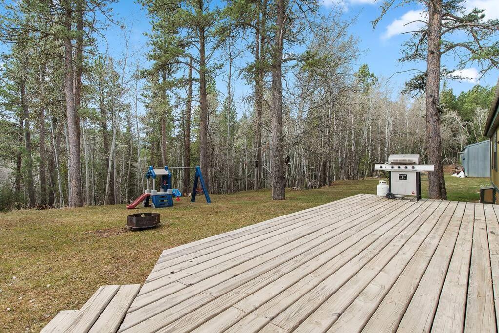 利德Blue Pine Retreat别墅 外观 照片